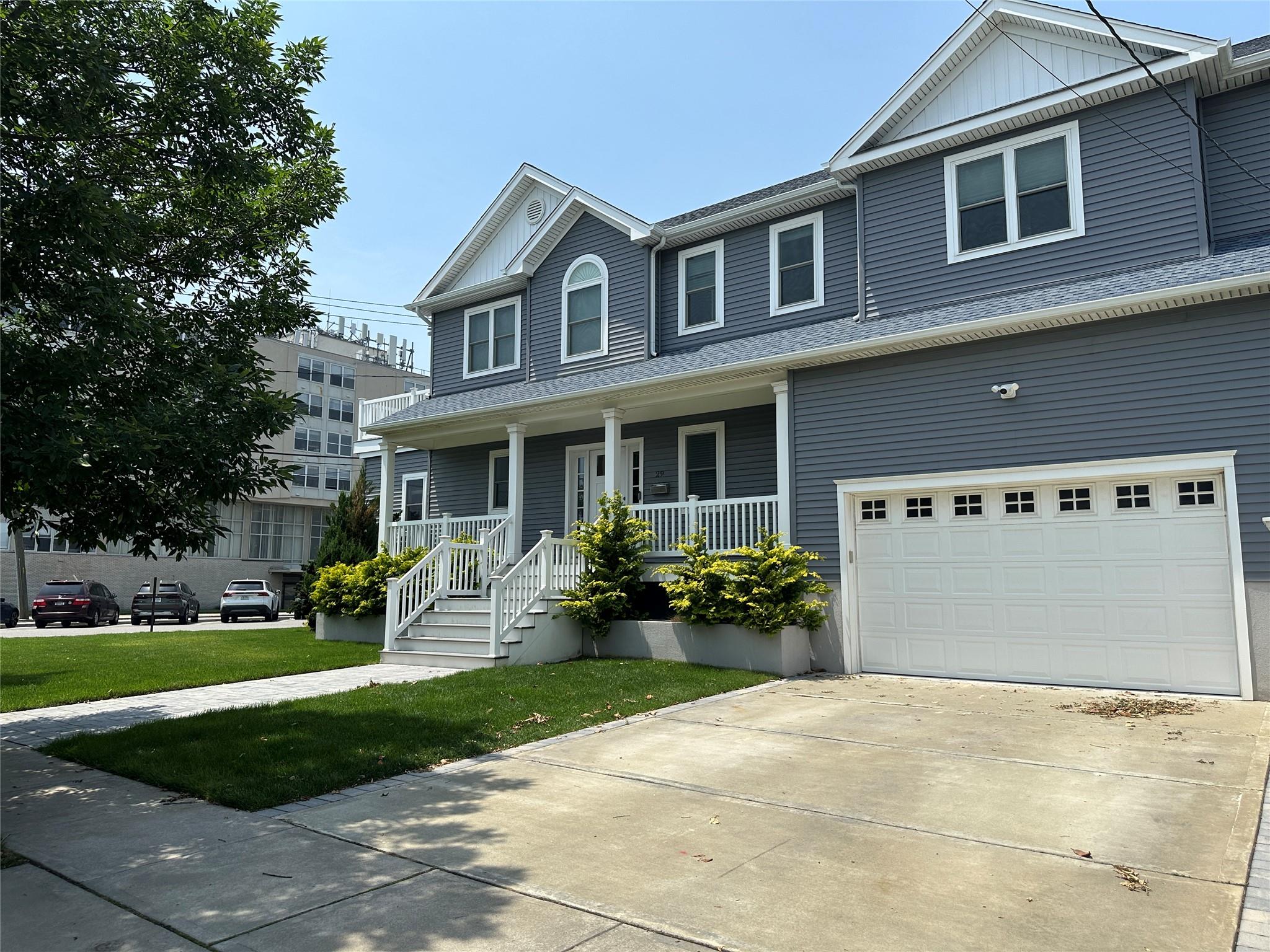 Atlantic Beach, New York 11509, United States, 3 Bedrooms Bedrooms, ,3 BathroomsBathrooms,Residential,Active,157367