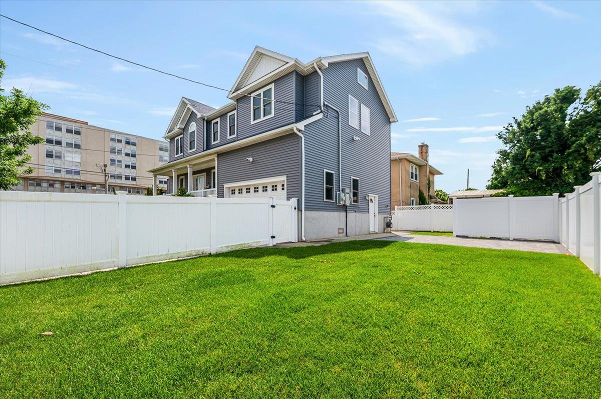 Atlantic Beach, New York 11509, United States, 3 Bedrooms Bedrooms, ,3 BathroomsBathrooms,Residential,Active,157367