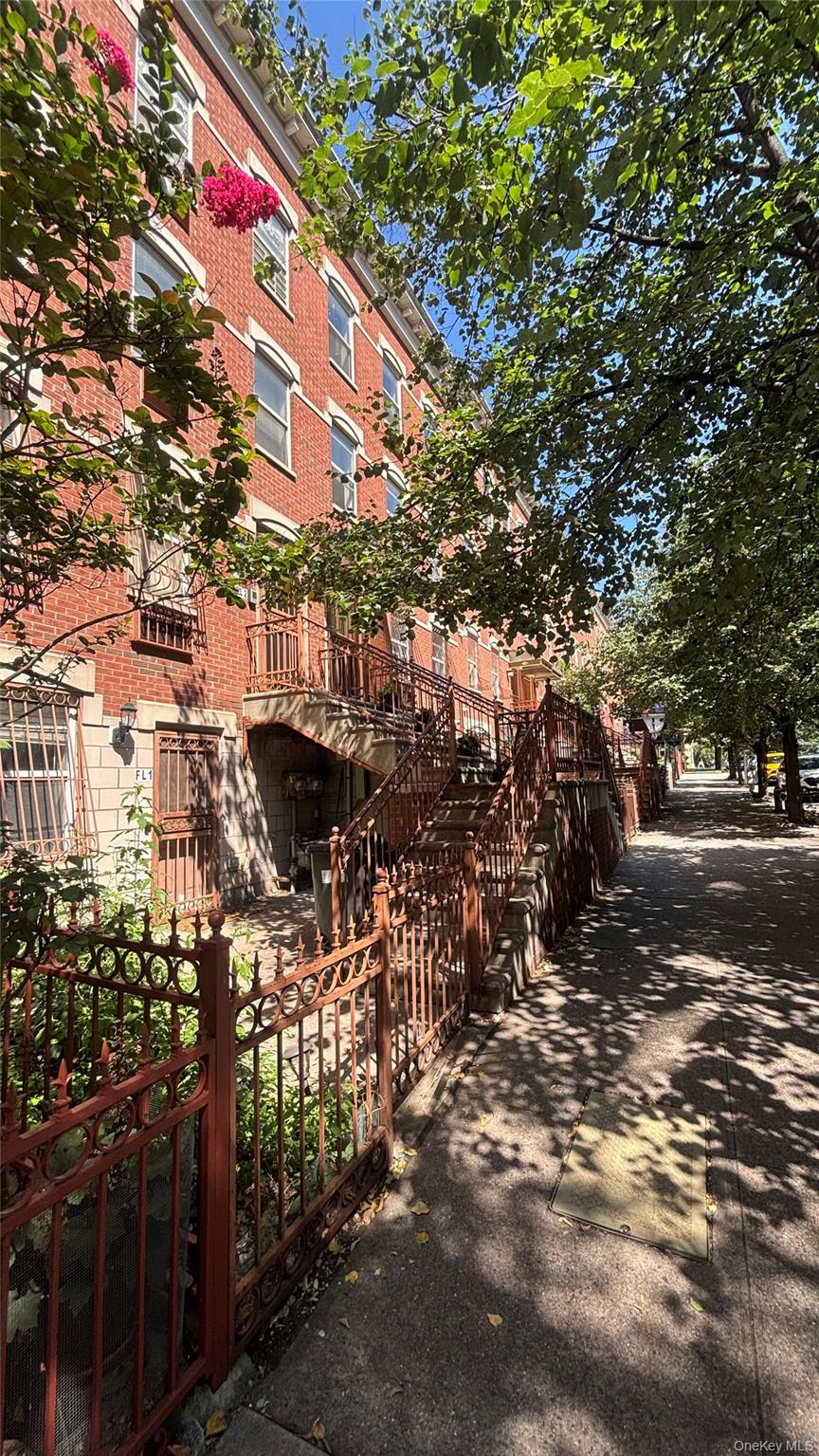 5 E 117th Street