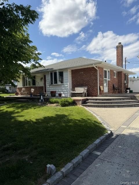 Homes For Sale - 555 Parker Avenue<br/> Levittown, NY 11756