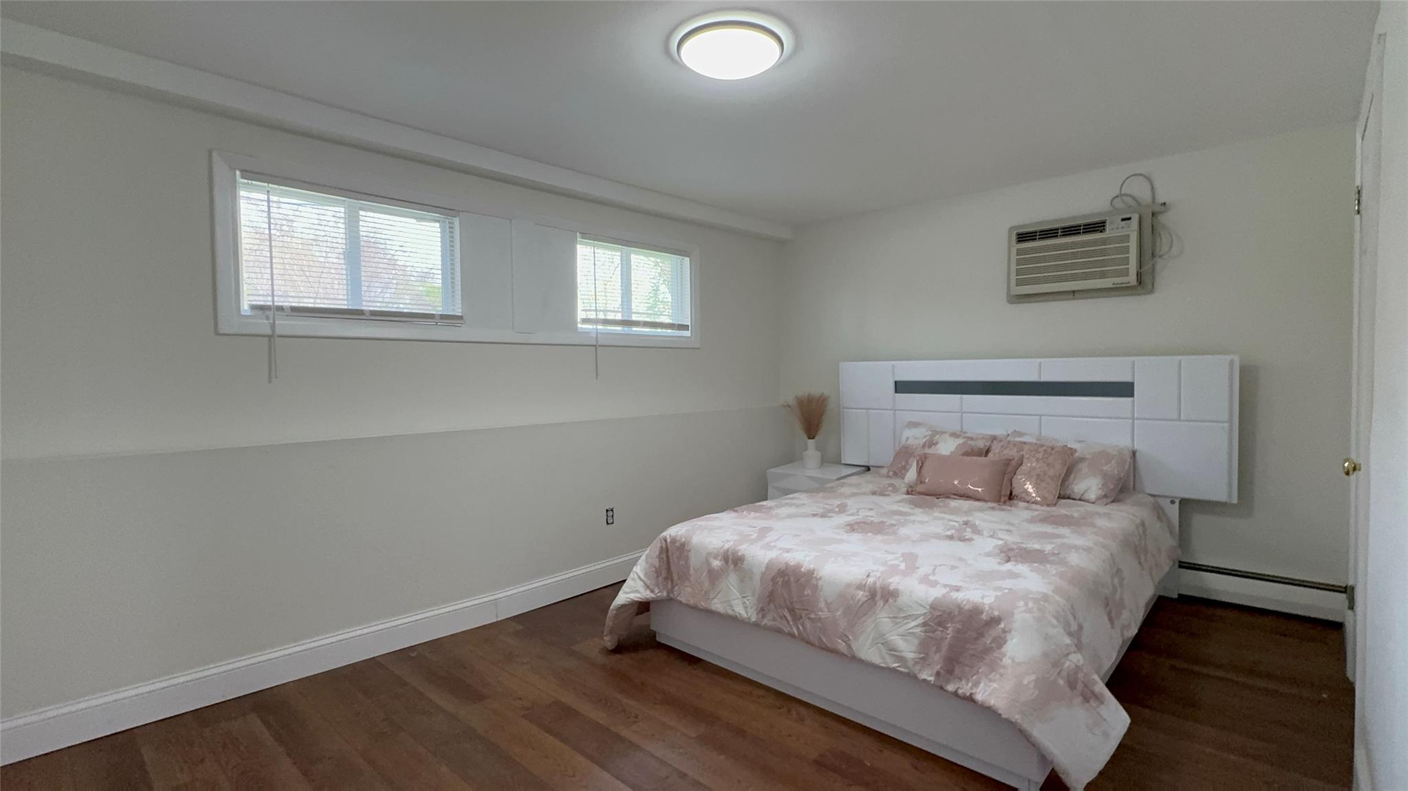18 Park Drive East Dr, Syosset, New York image 14