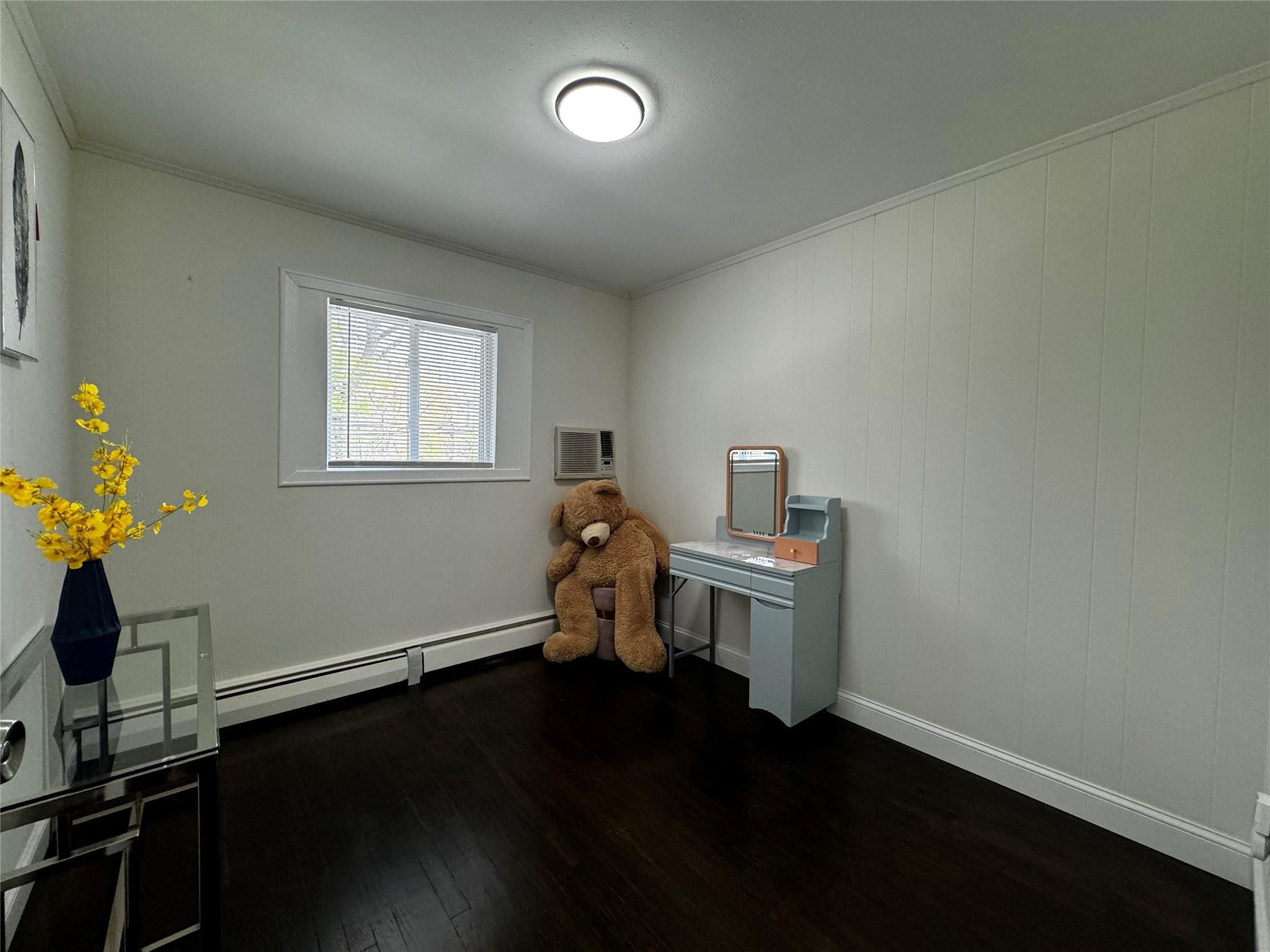 18 Park Drive East Dr, Syosset, New York image 13