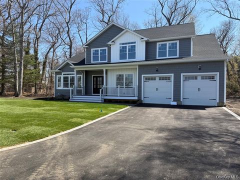 Photo of 3 Lotto Court, Lake Grove, NY 11755 (MLS # 989716)