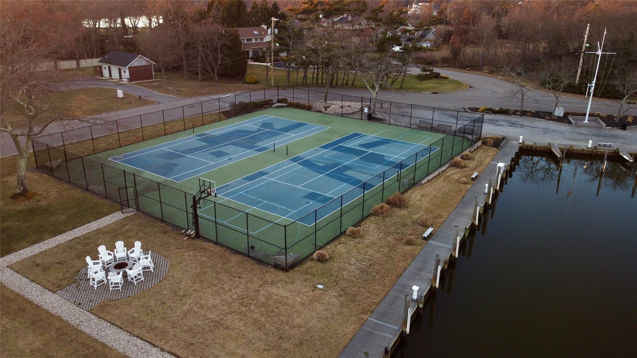 34A The Helm, East Islip, New York image 5