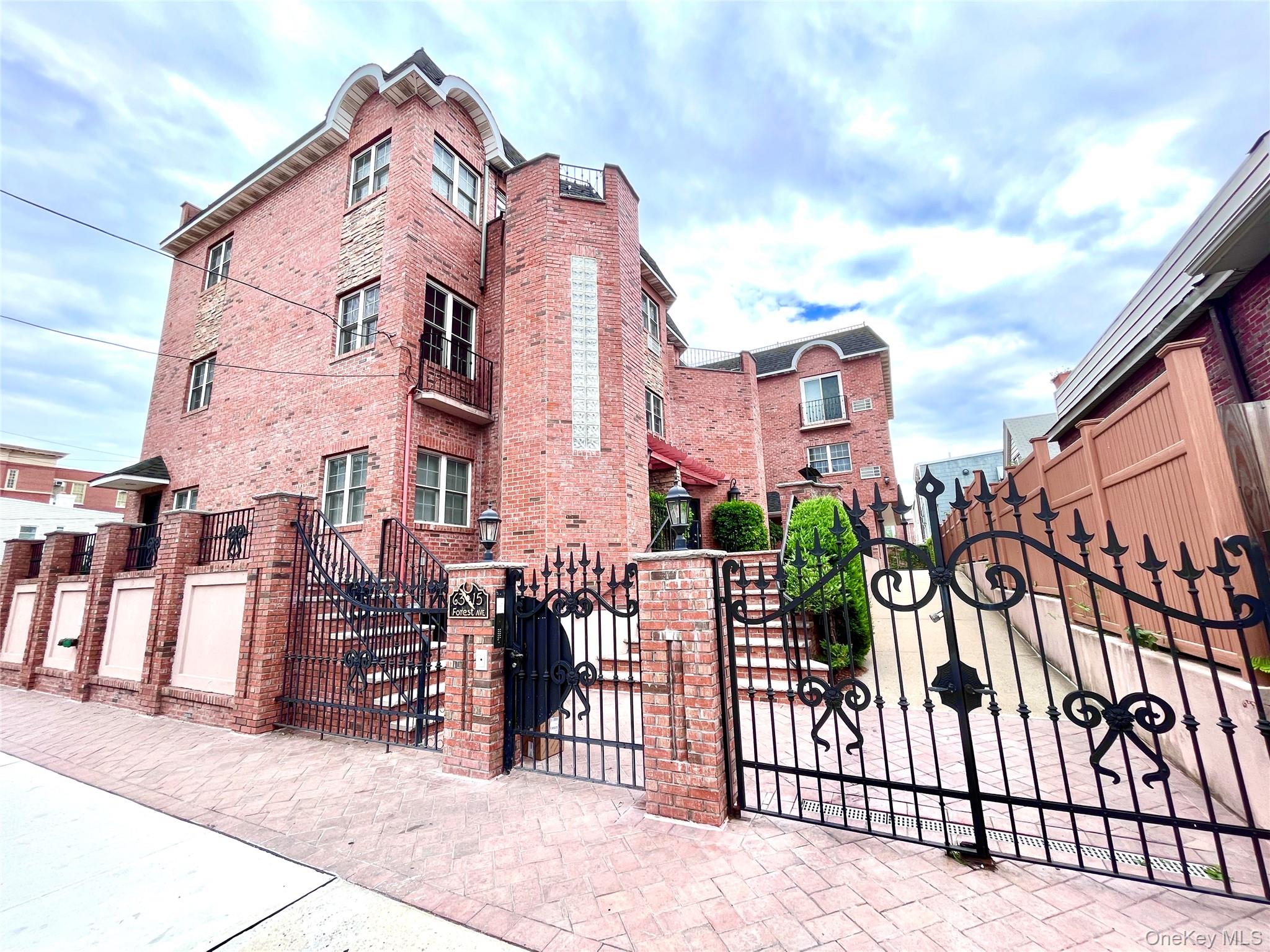 6315 Forest Avenue 1A