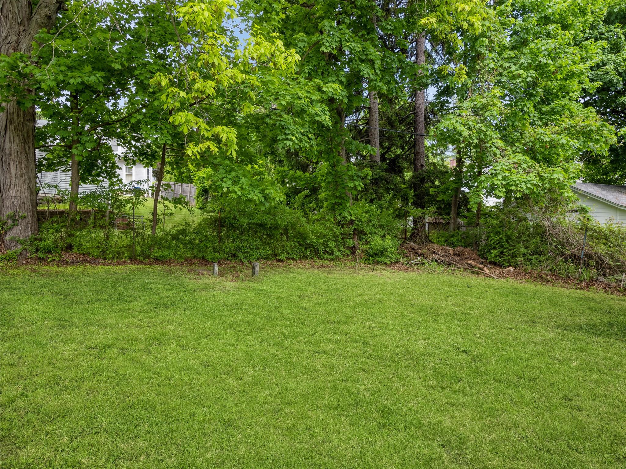 34 Woodland Avenue, Poughkeepsie, New York image 40