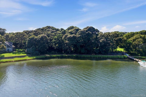 Vacant Land For Sale - 9 Bay Shore Drive<br/> Shelter Island, NY 11964