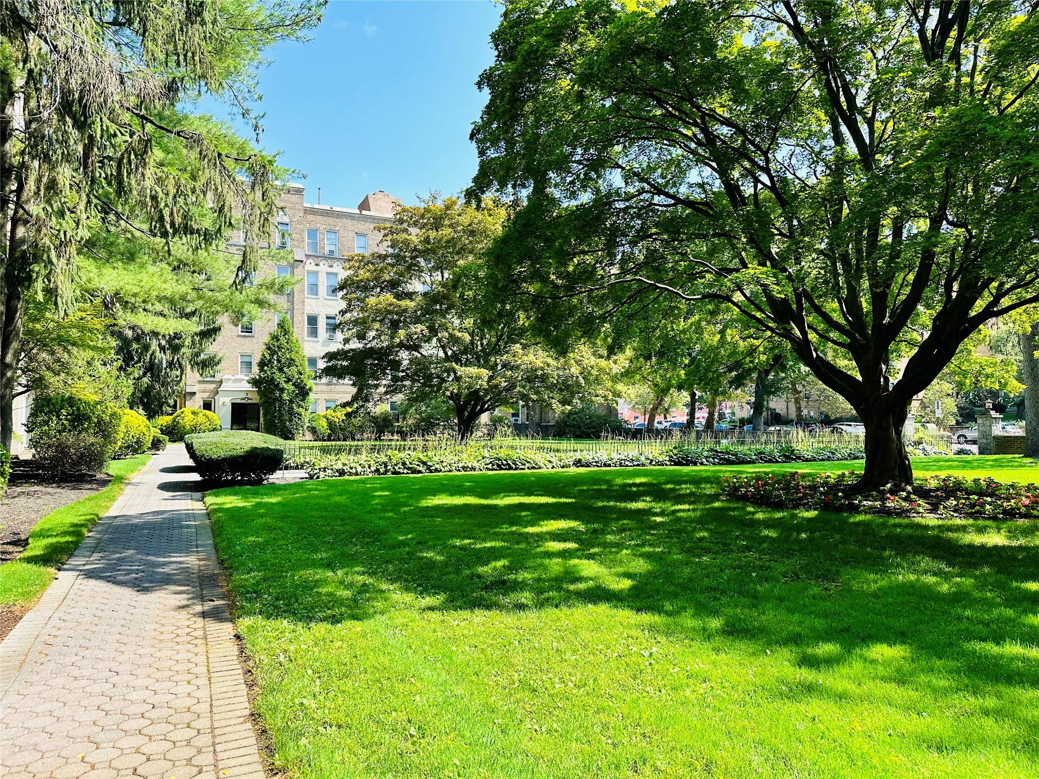 472 Gramatan Avenue #5R, Mount Vernon, New York image 9