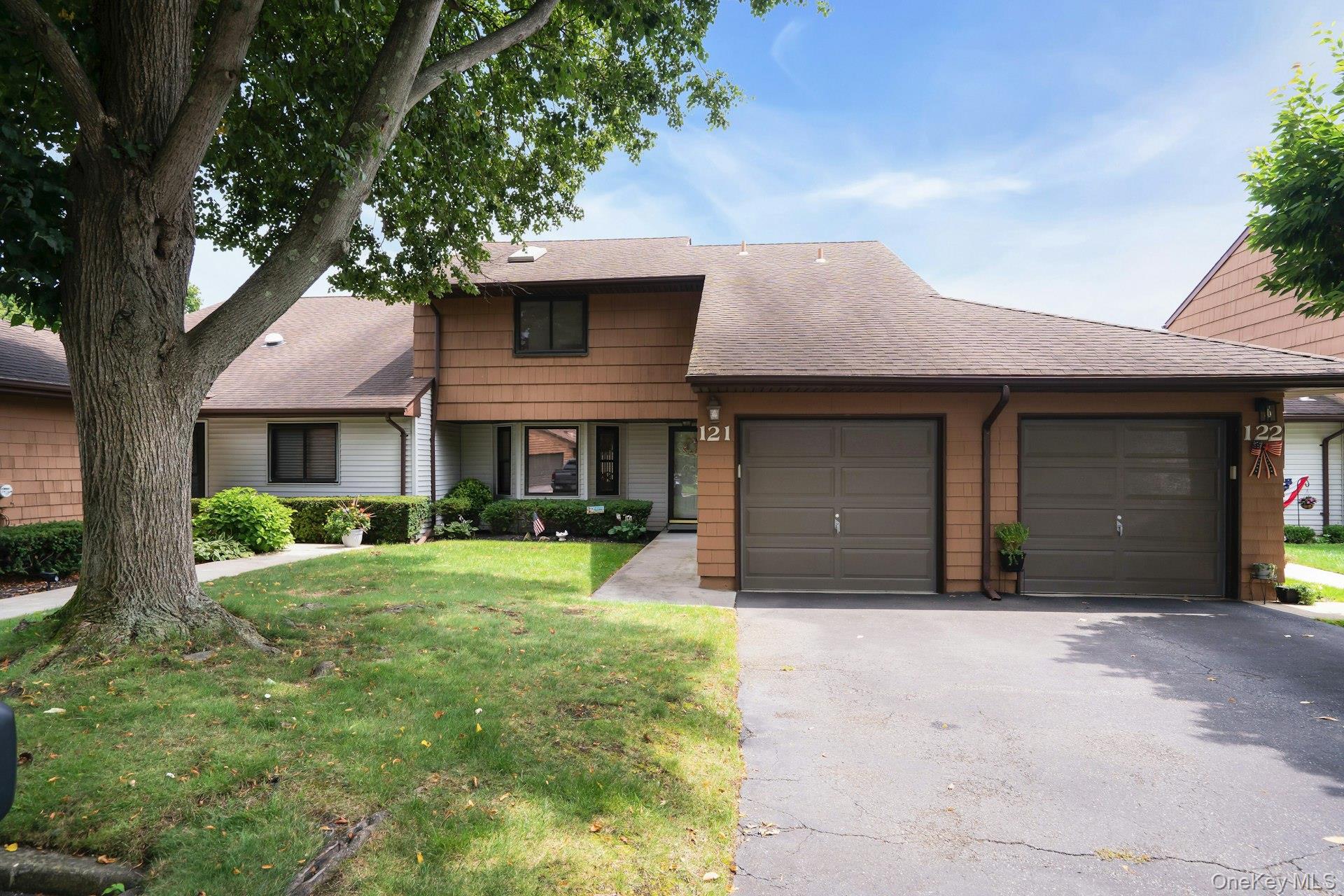 121 Scarlett Drive
