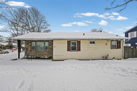 1733 5th Avenue Bay Shore NY 11706