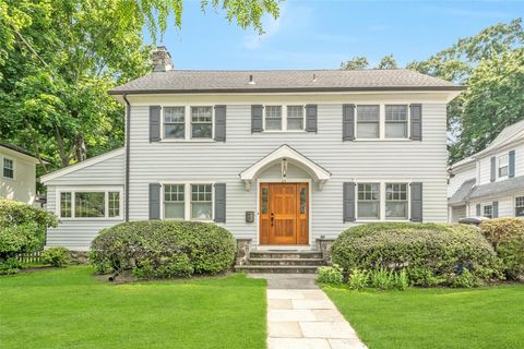 64 Chatsworth Avenue, Mamaroneck, NY 10538 - #: 813828