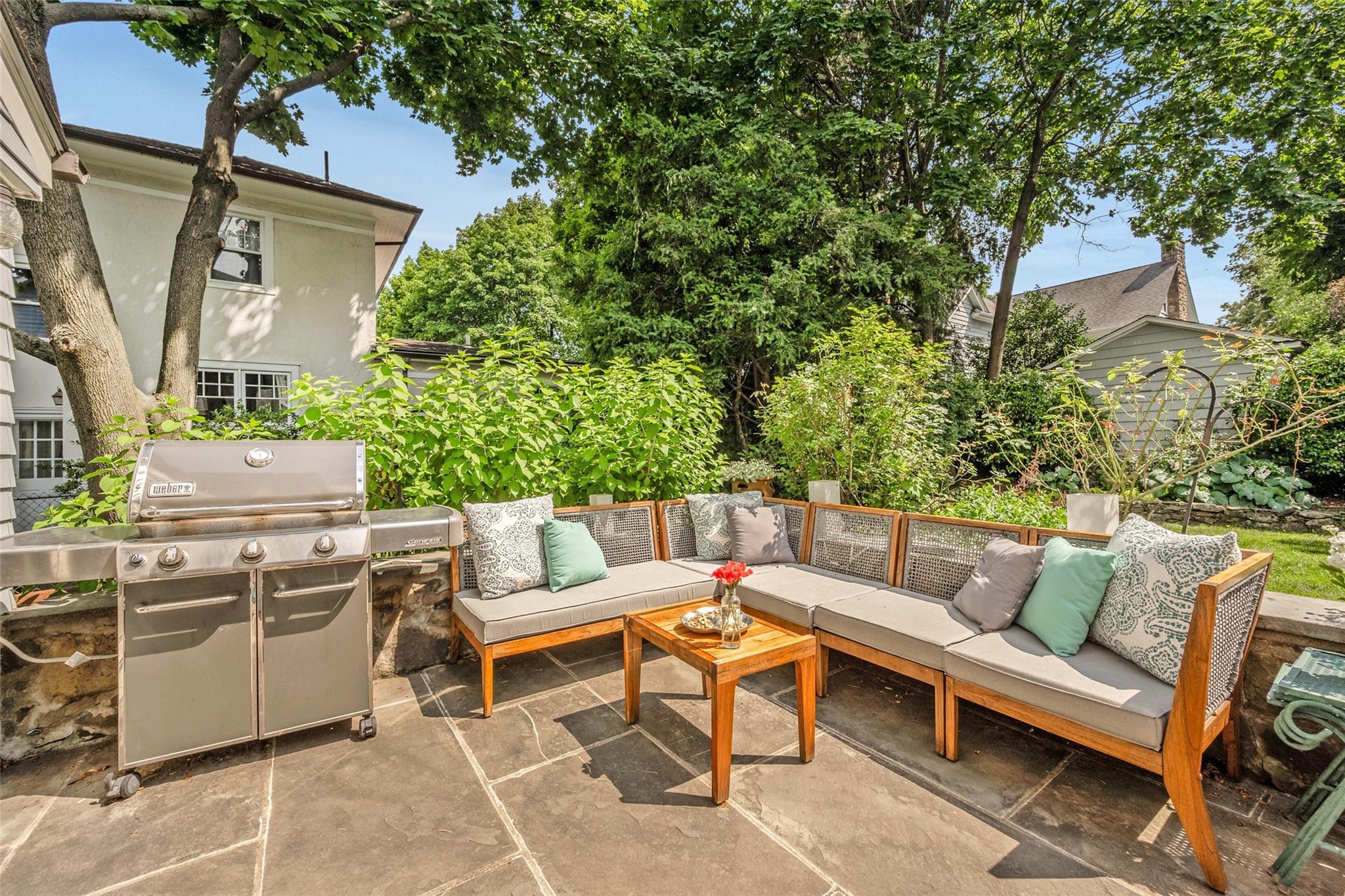64 Chatsworth Avenue, Larchmont, New York image 29