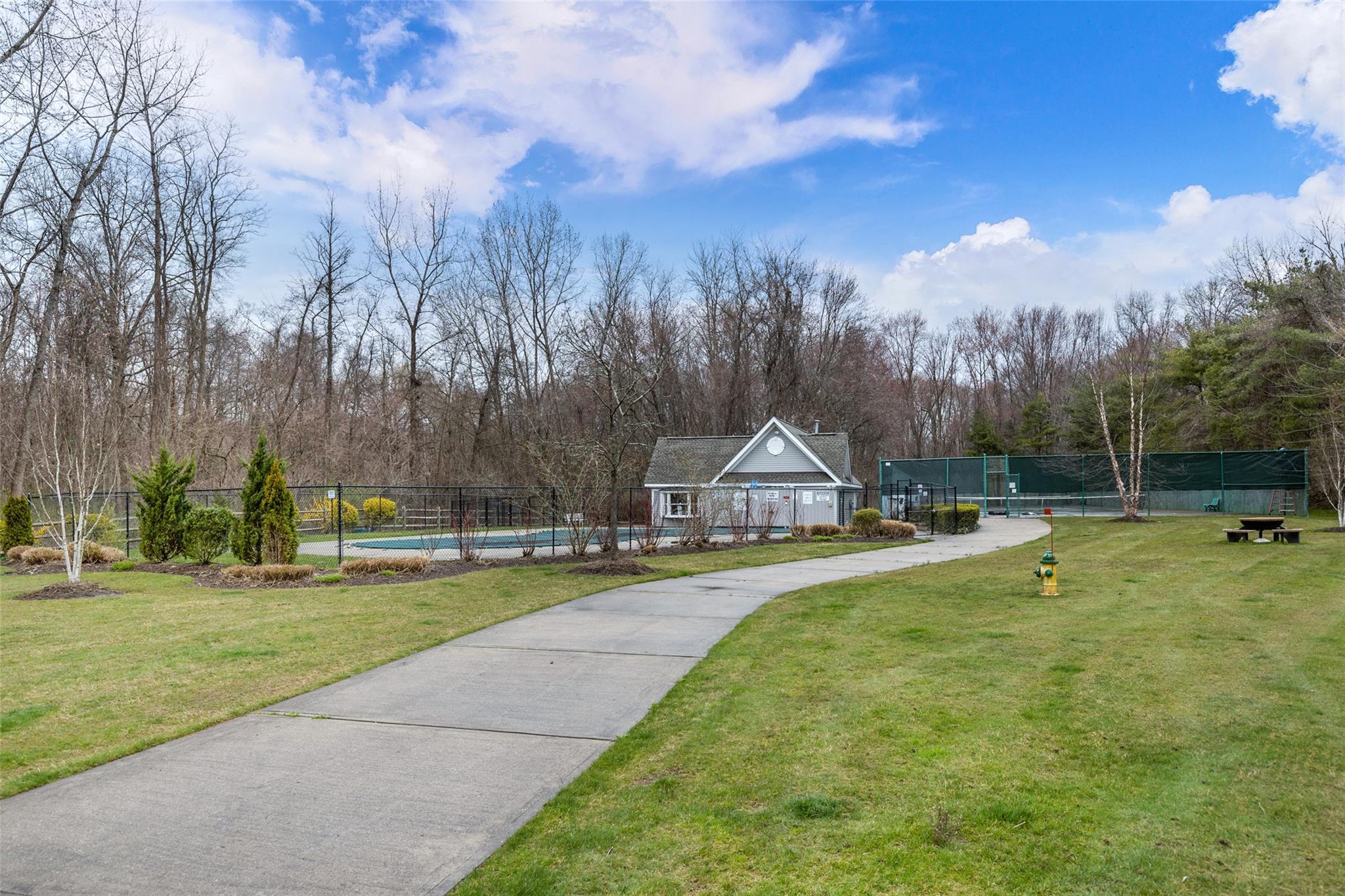 95 Club Pointe Drive, White Plains, New York image 25