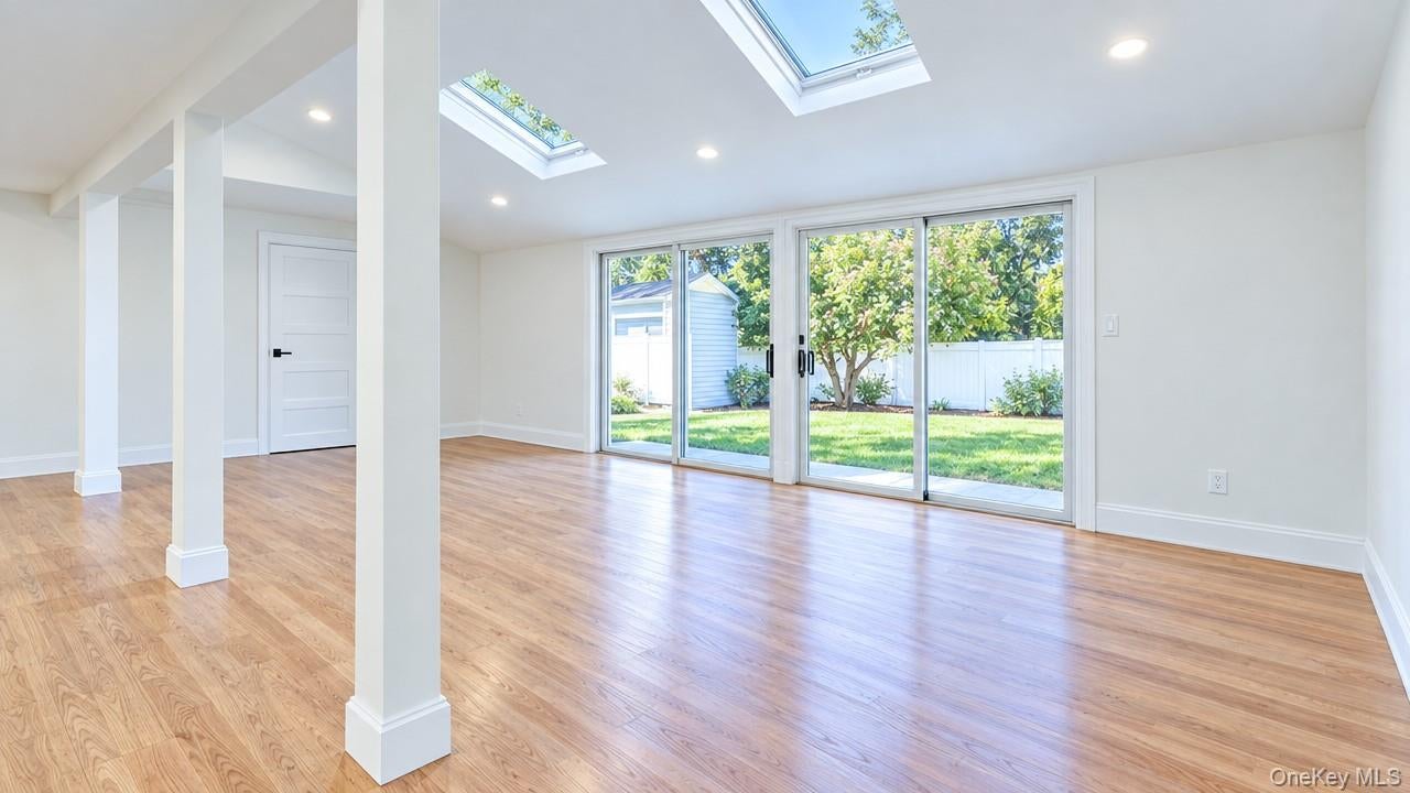 15 Coachman Lane