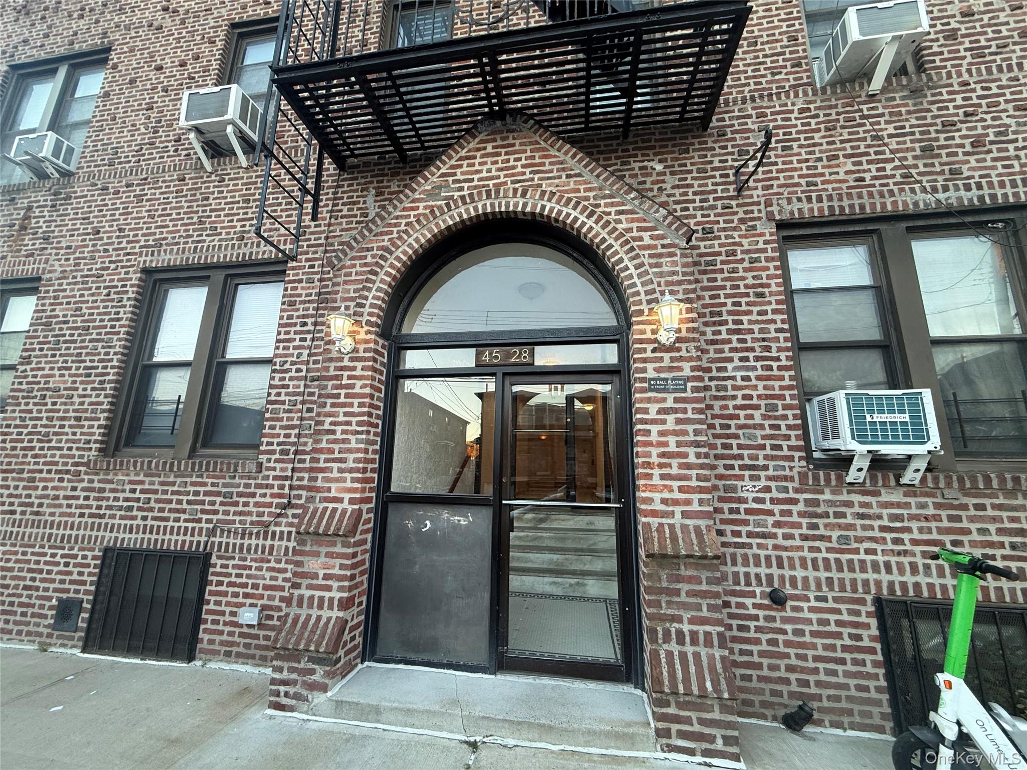 4528 Smart Street