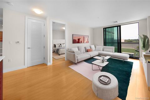 Condo For Sale - 701 Ridge Hill Boulevard #9N<br/> Yonkers, NY 10710