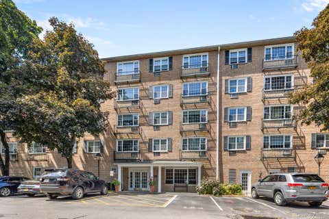 Condo For Sale - 2 Consulate Drive #3G<br/> Westchester County, Tuckahoe, NY 10707