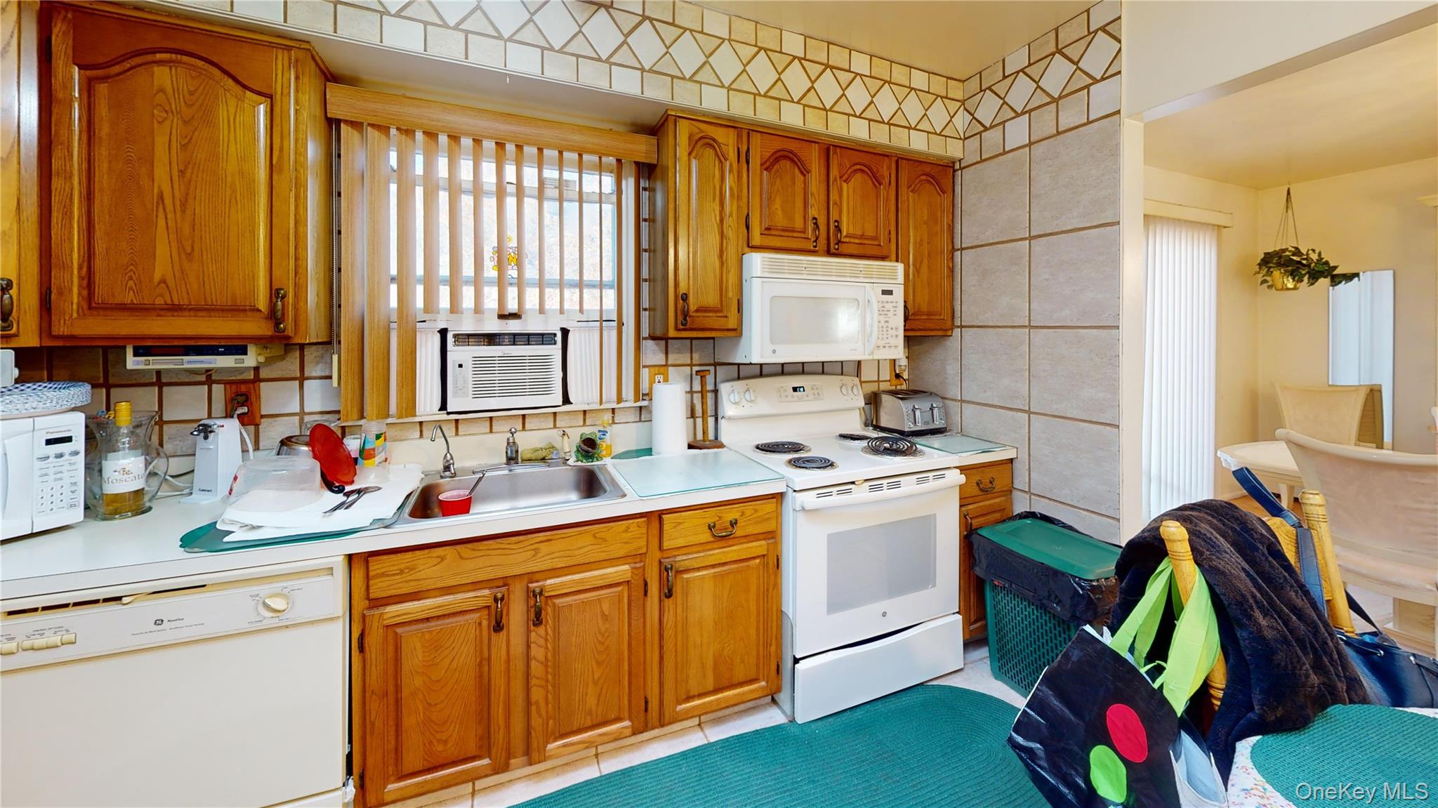 15 Amityville Street