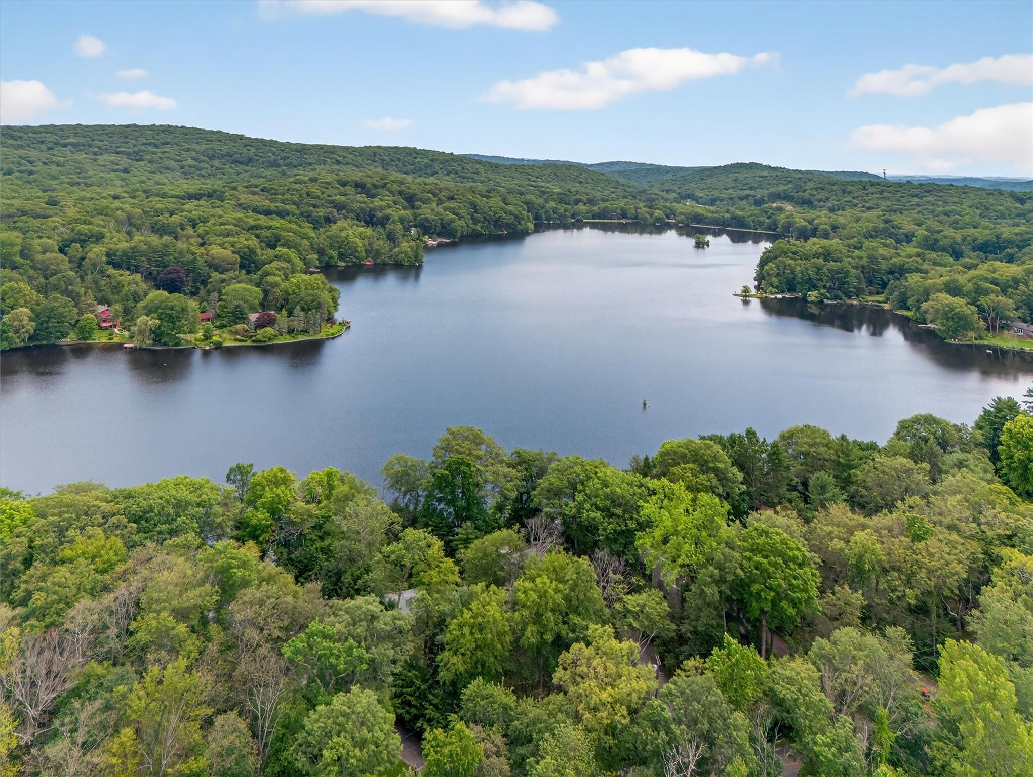 Putnam Valley, New York 10579, United States, 2 Bedrooms Bedrooms, ,2 BathroomsBathrooms,Residential,Active,167272