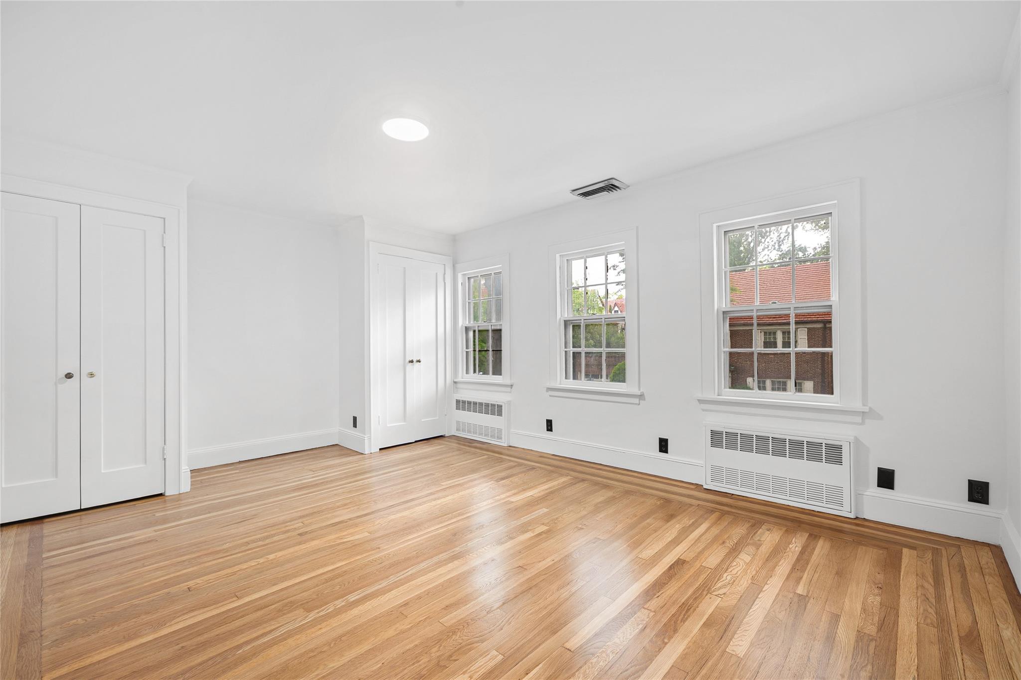 408 Burns Street, Forest Hills, New York image 10