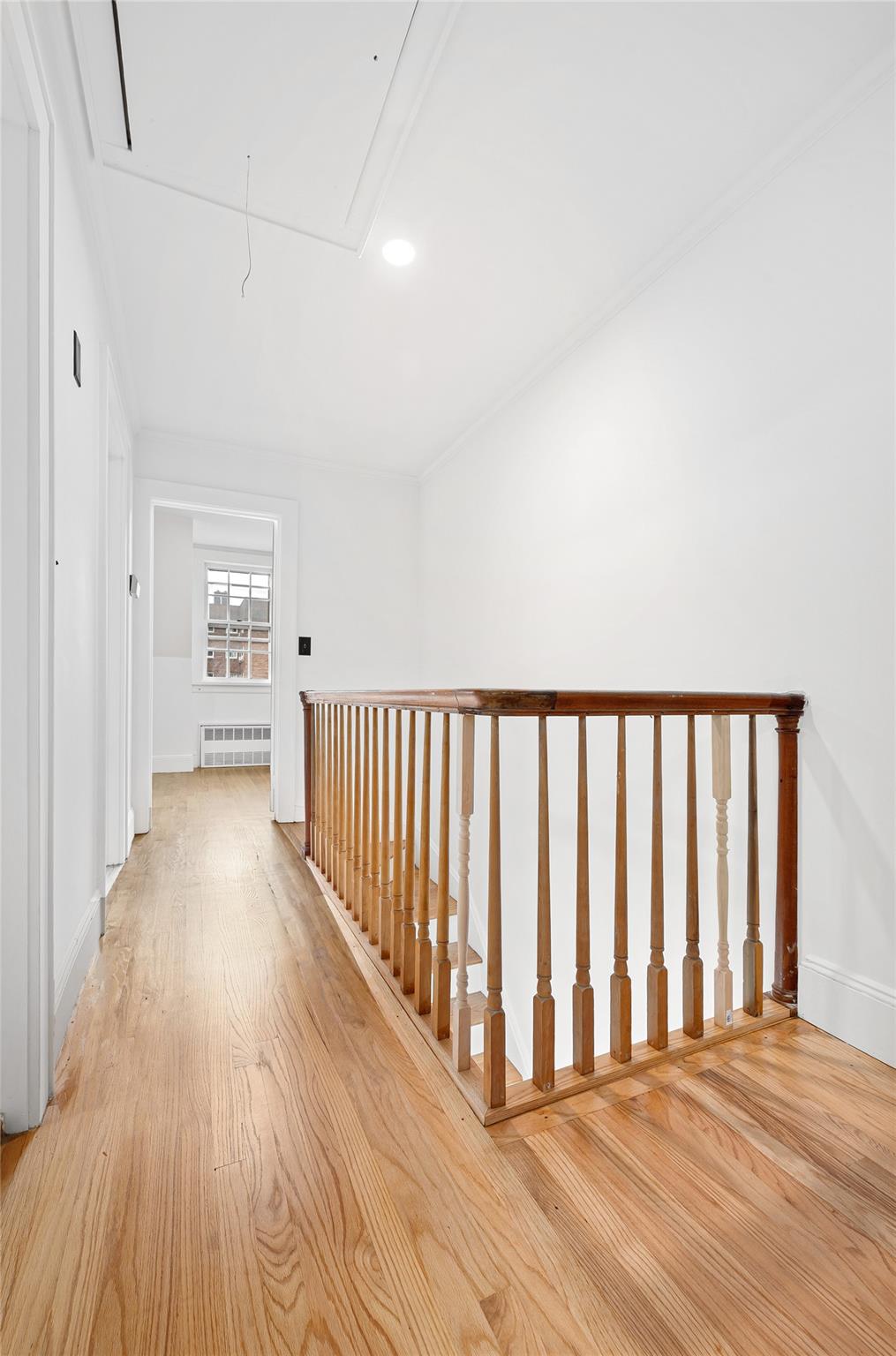 408 Burns Street, Forest Hills, New York image 15