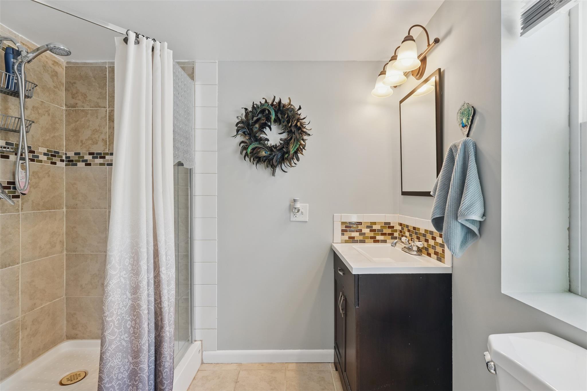484 Noxon Road, Poughkeepsie, New York image 30