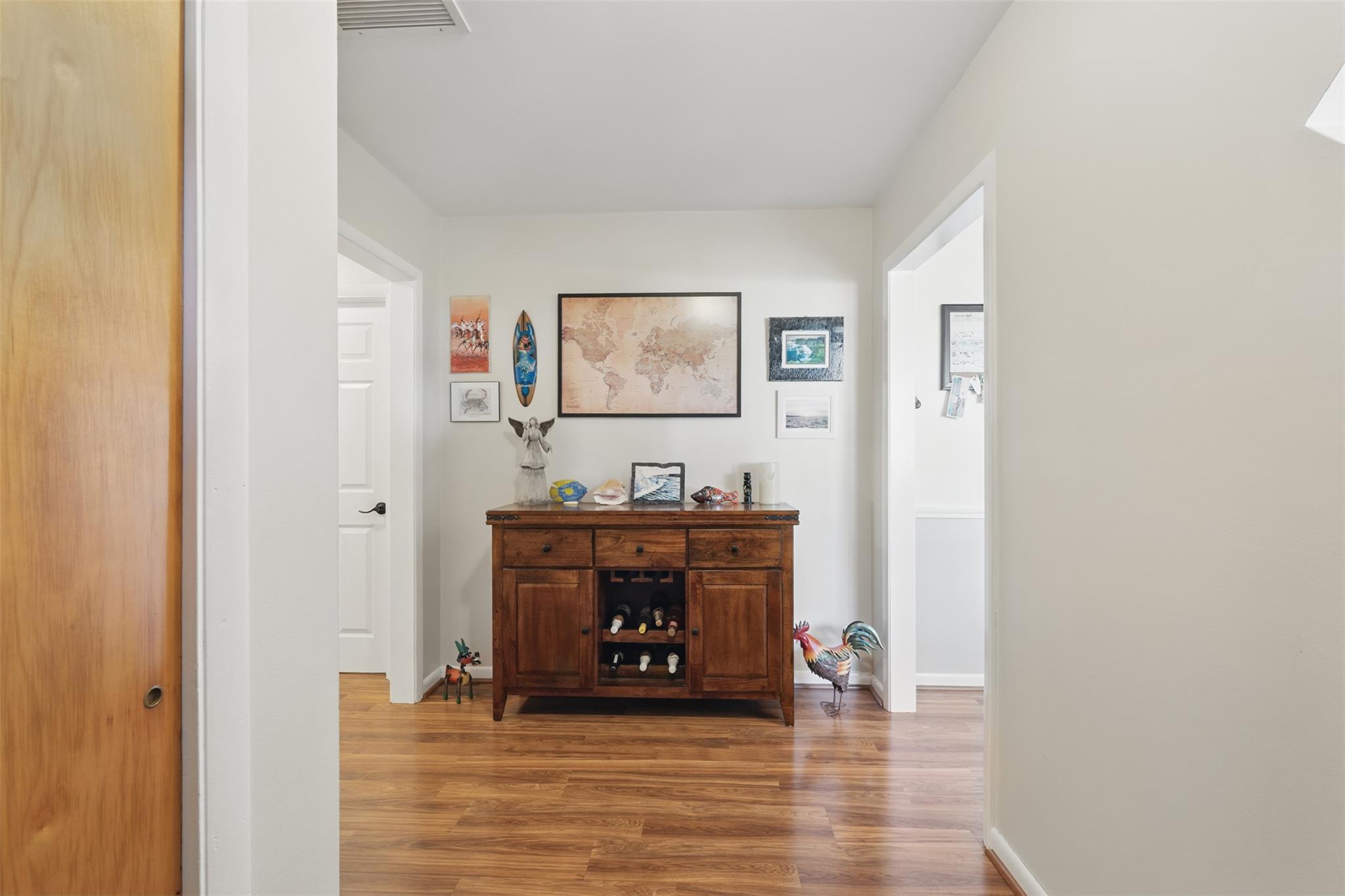484 Noxon Road, Poughkeepsie, New York image 9
