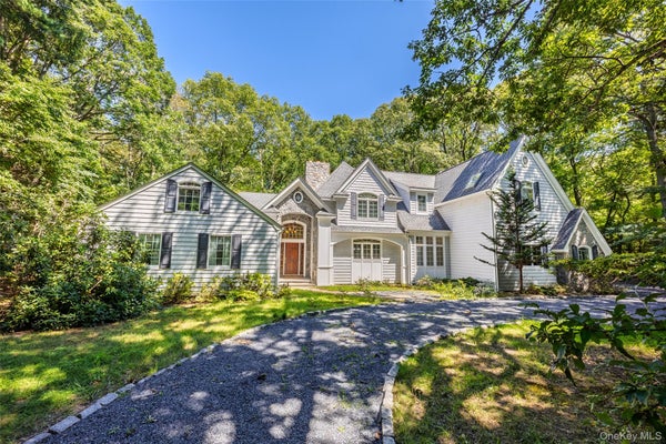 23 CLIFF RD, PORT JEFFERSON, NY 11777 - Image cab00e9865ac6e4ea74a67b508b20236/4263205556