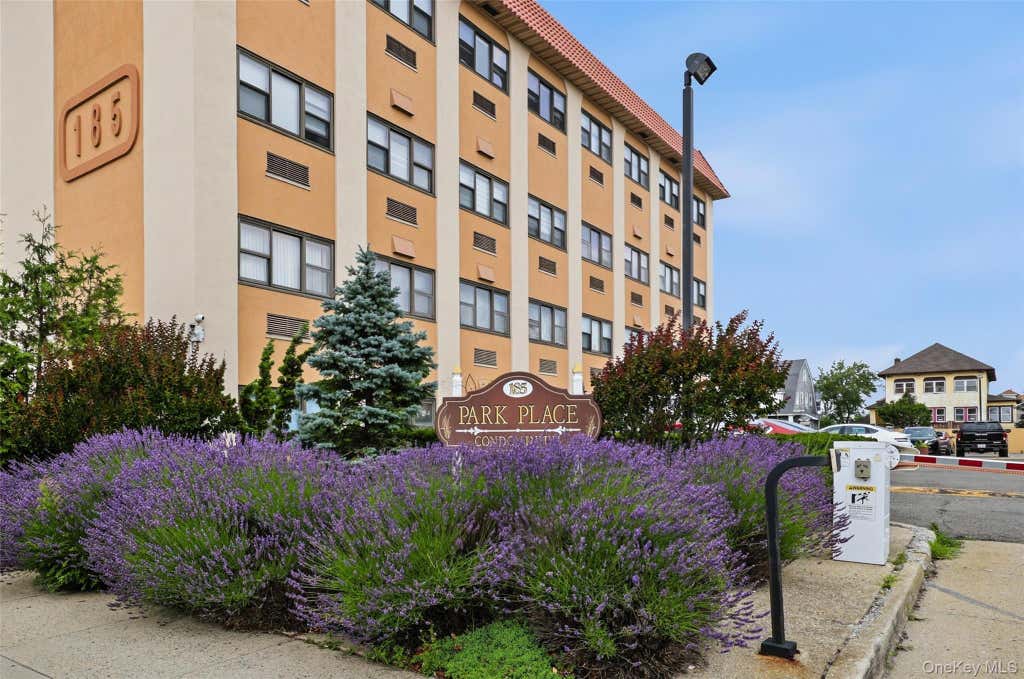 Photo of 185 W Park Avenue #316, Long Beach, NY 11561 (MLS # 1034453)