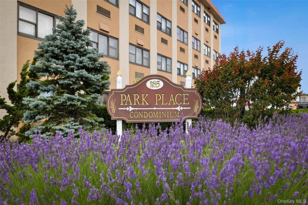 Photo of 185 W Park Avenue #316, Long Beach, NY 11561 (MLS # 1034453)