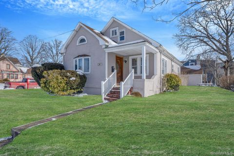 44 Nassau Parkway Hempstead NY 11550