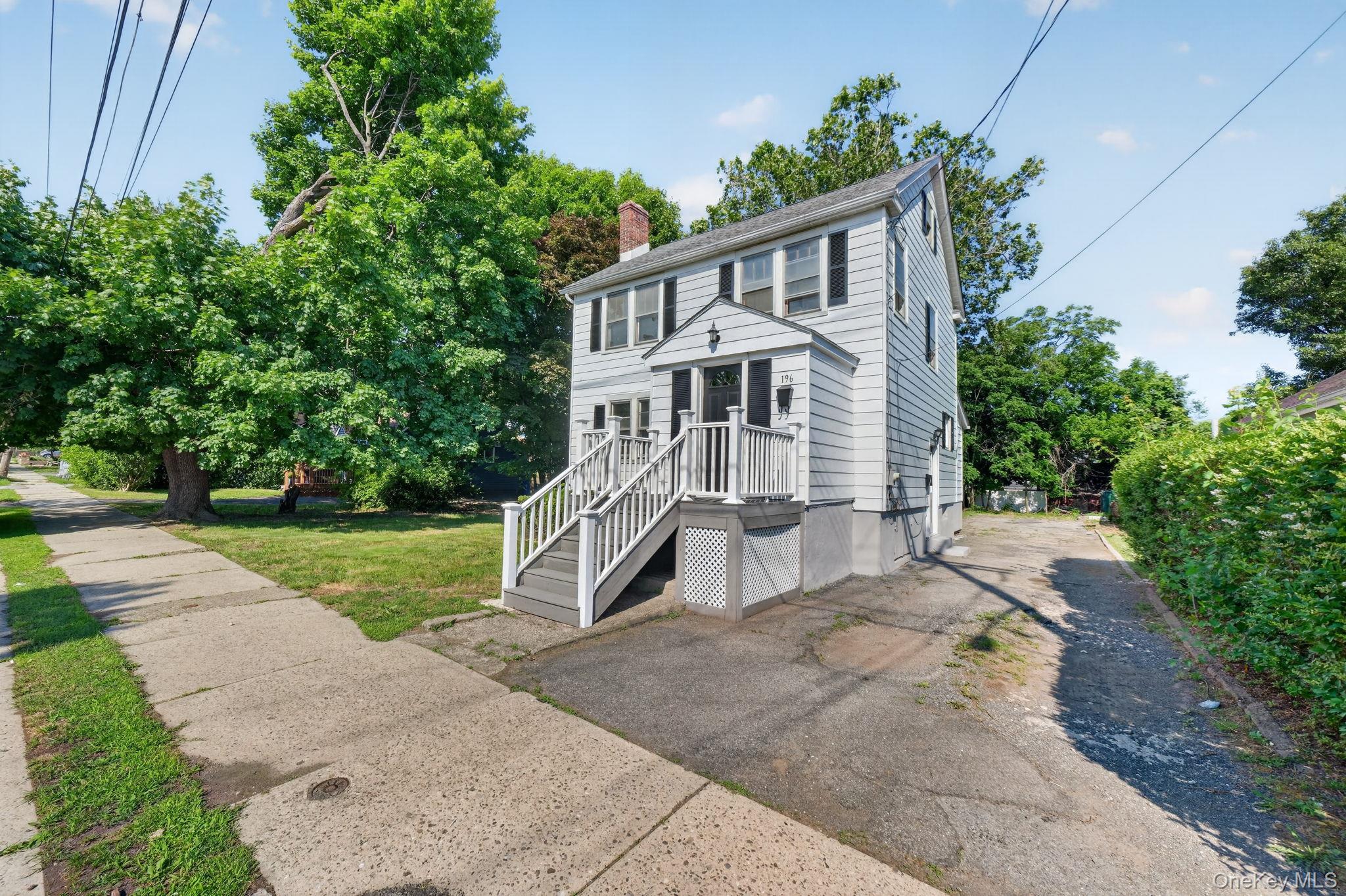 196 Cottage Street