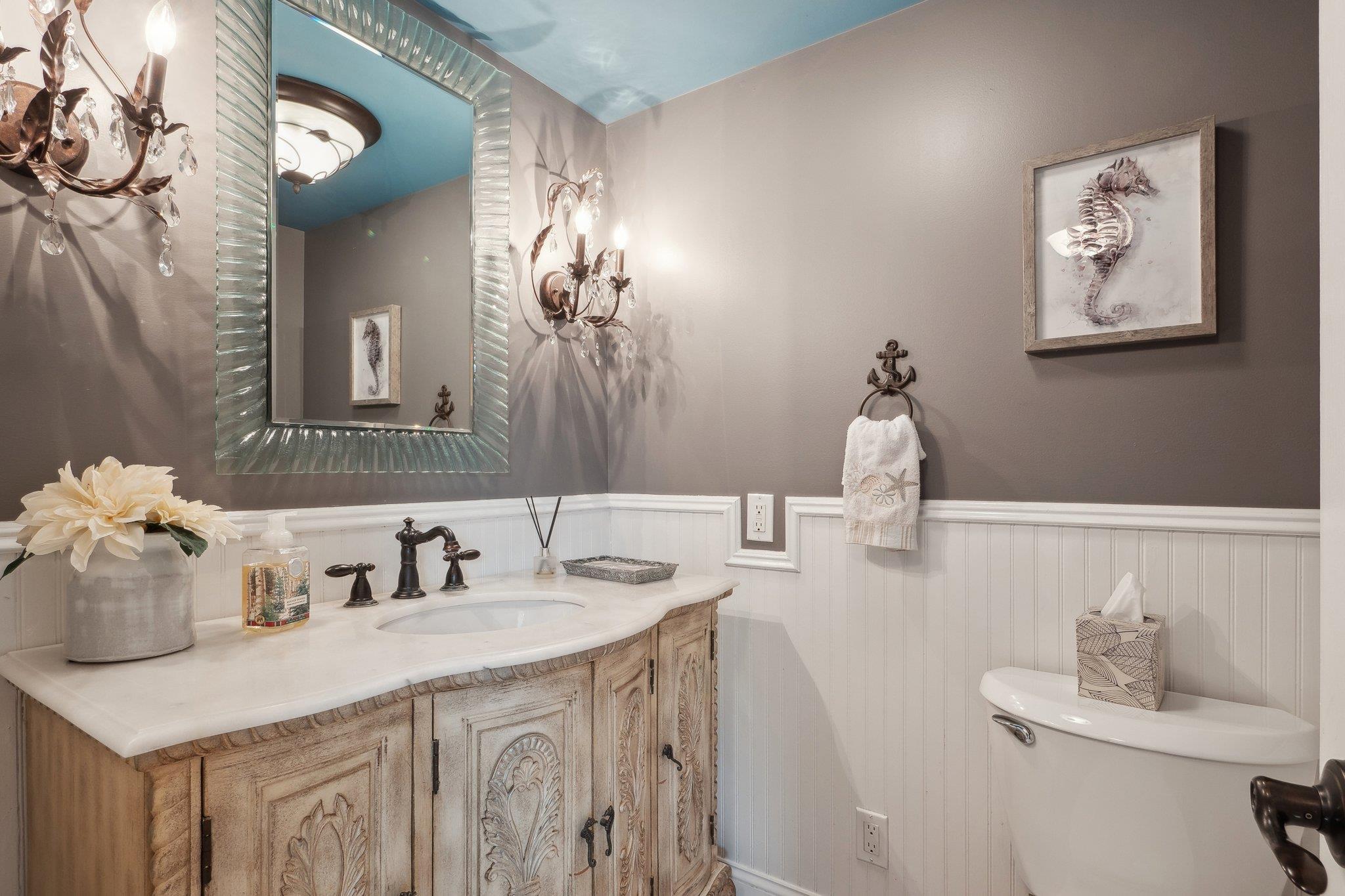 16 Red Bridge Road, Center Moriches, New York image 20