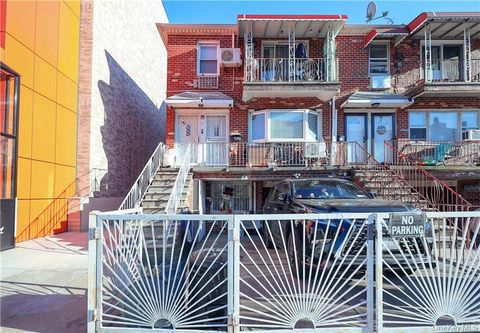 Multifamily For Sale - 15 Bay 20th Street<br/> Brooklyn, NY 11214