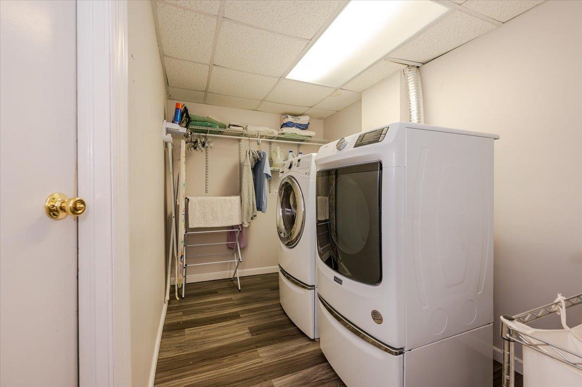 18 Bayberry Rdg Rdg, Roslyn, New York image 30