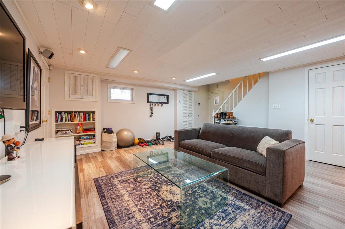 18 Bayberry Rdg Rdg, Roslyn, New York image 14