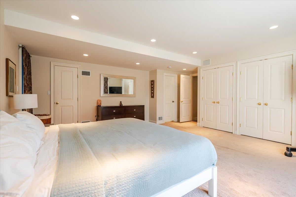 18 Bayberry Rdg Rdg, Roslyn, New York image 17