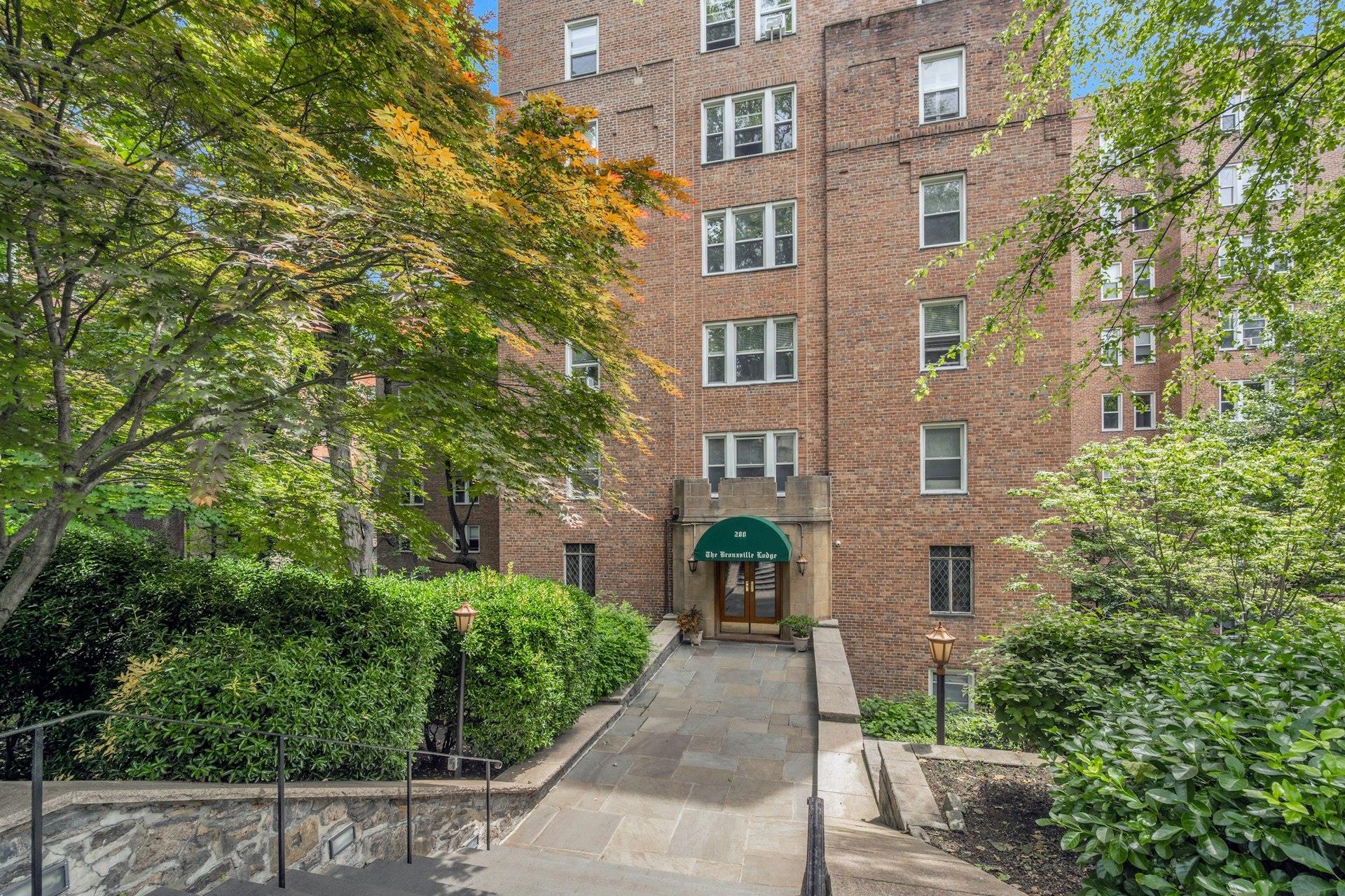 280 Bronxville Road #5B, Bronxville, New York image 1