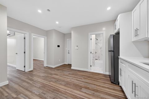 Photo of 303 Main Street #3R, Hurleyville, NY 12747 (MLS # 1010583)