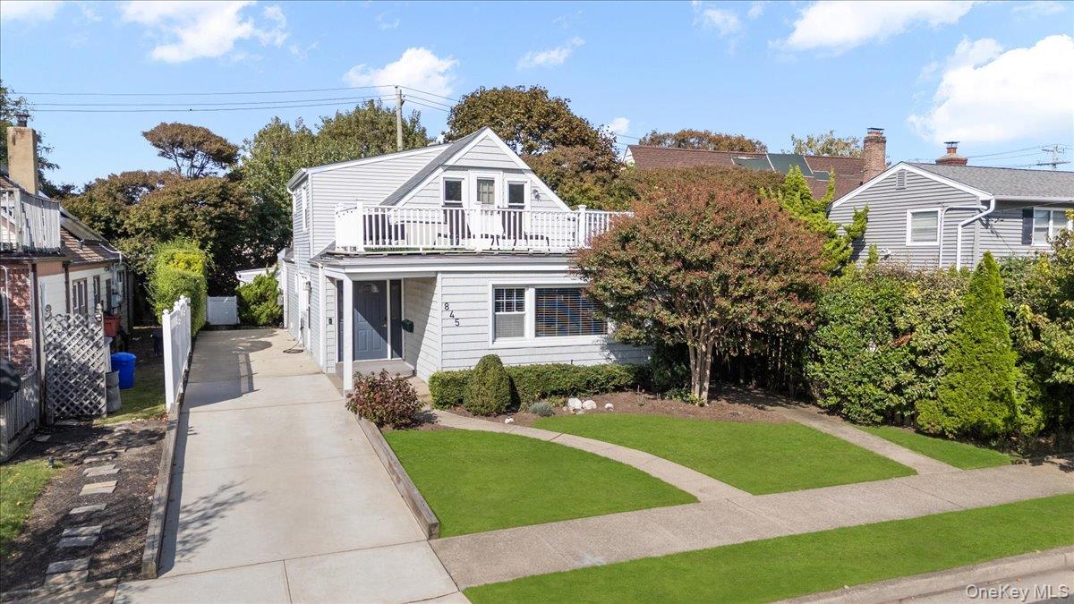 Long Beach, New York 11561, United States, 4 Bedrooms Bedrooms, ,3 BathroomsBathrooms,Residential,Active,197808