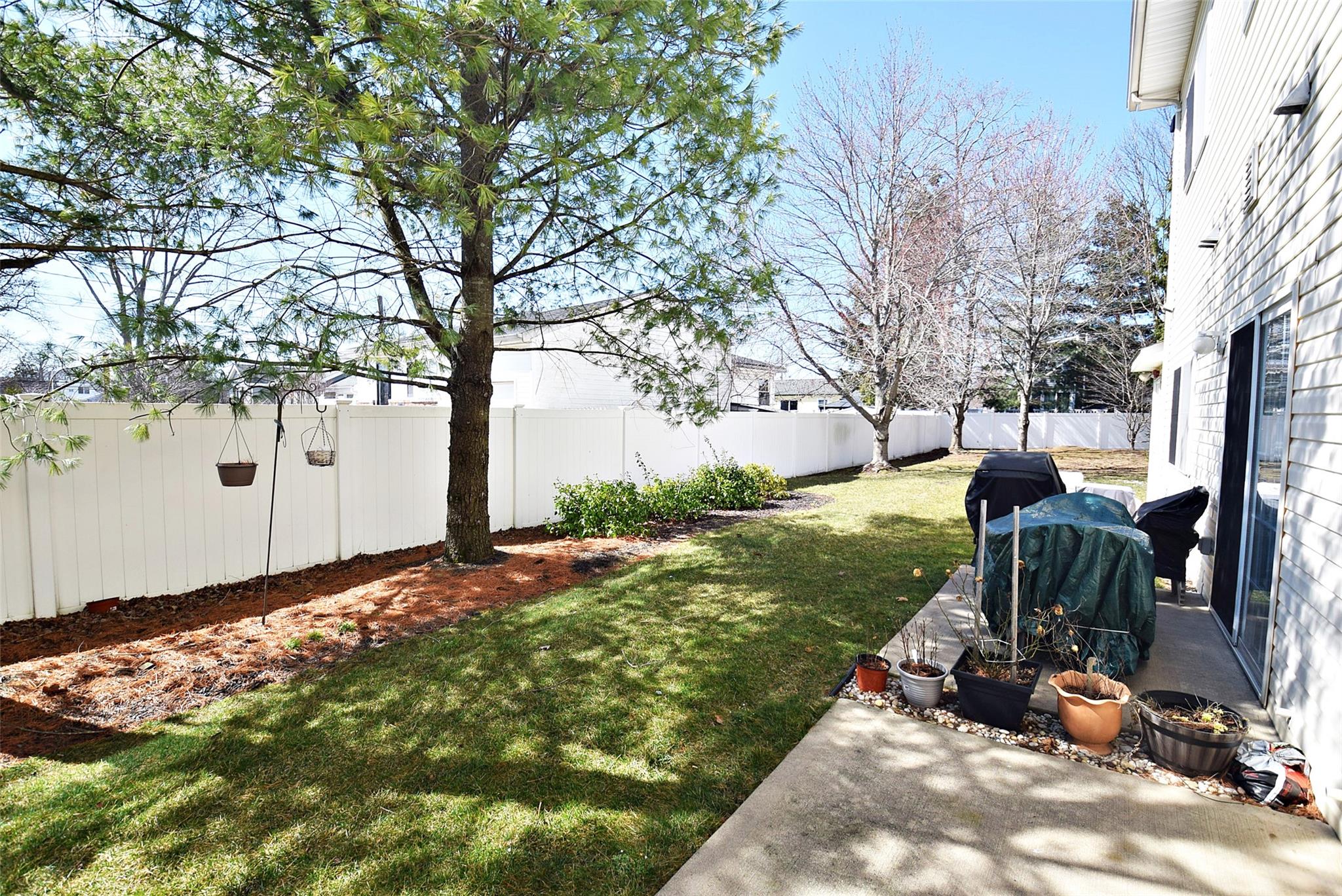 603 Narragansett Villas Dr Dr, Lindenhurst, New York image 28