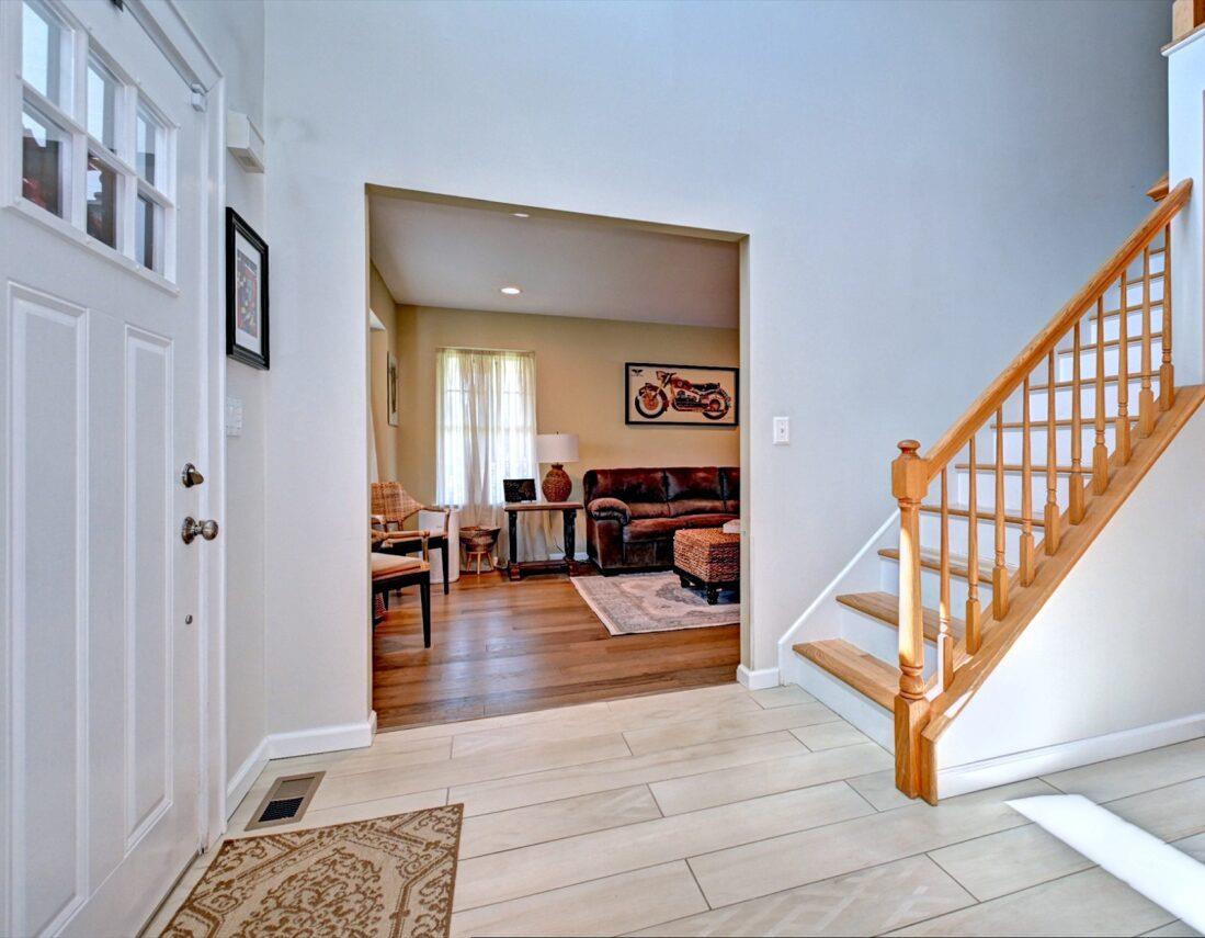 50 Ridgefield Drive, Shoreham, New York image 2