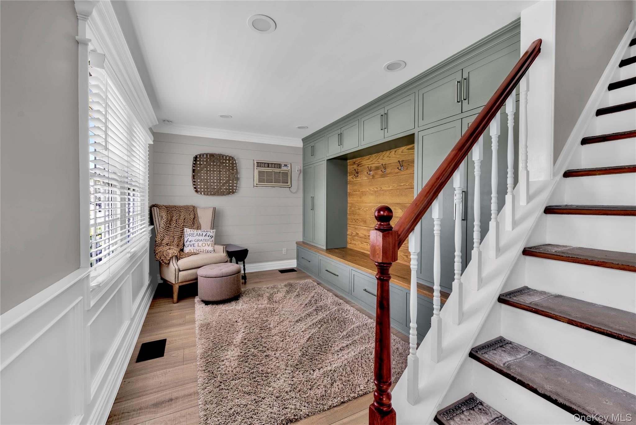 8 Carlton Drive