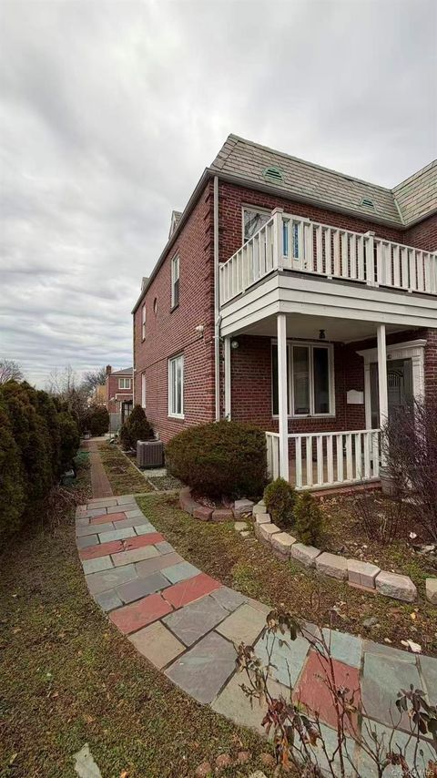 Photo of 100-01 75TH Avenue, Forest Hills, NY 11375 (MLS # 960688)