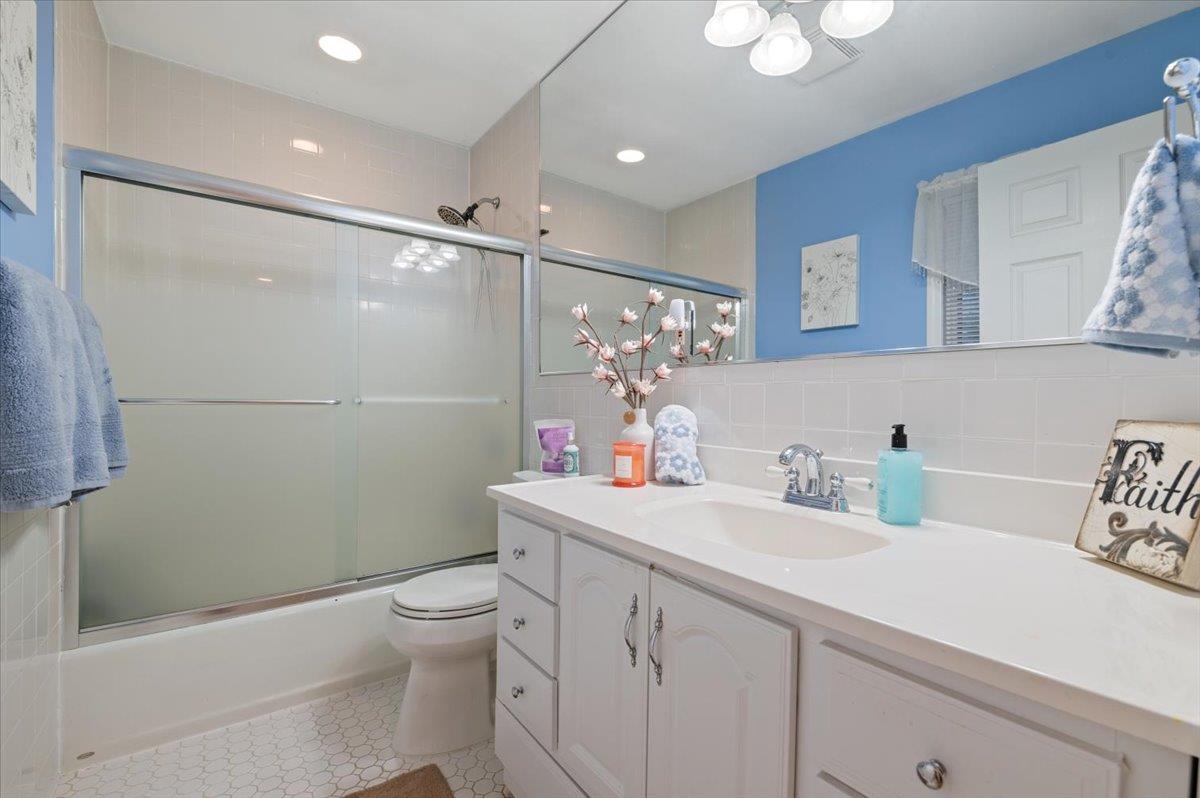 2630 Ricky Street, Bellmore, New York image 28