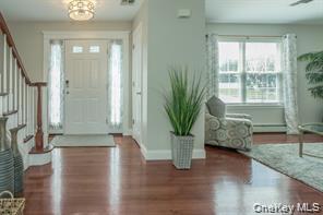 7 Valley Court