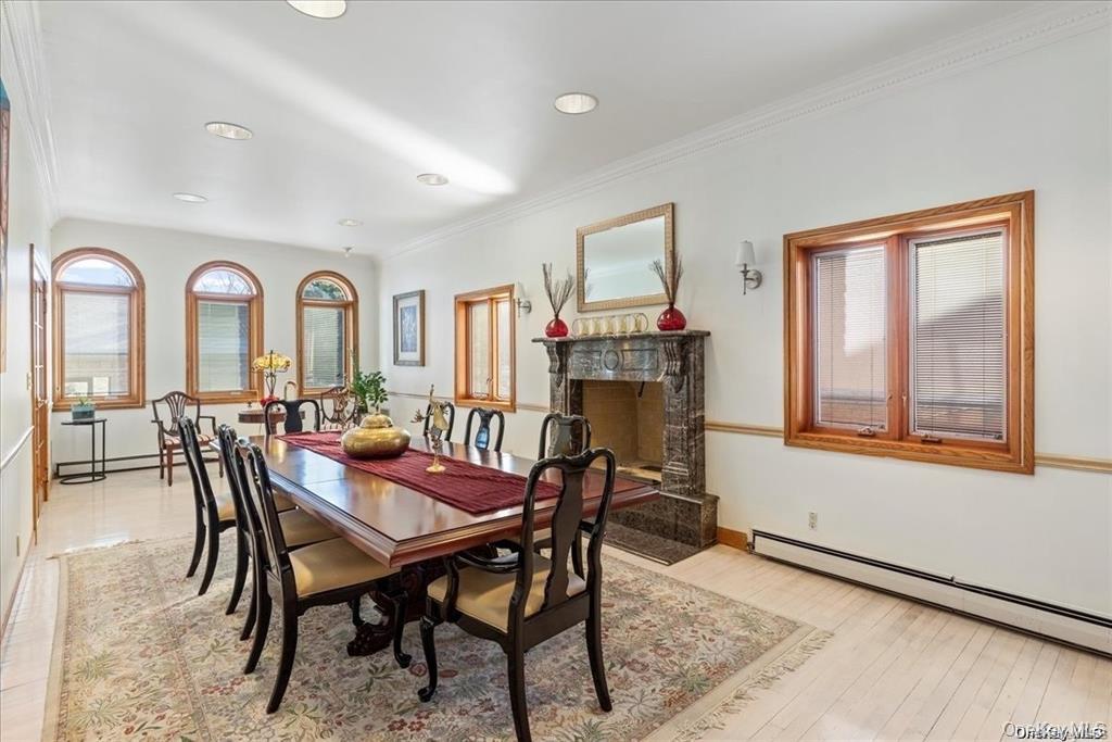 New York, New York 11357, United States, 6 Bedrooms Bedrooms, ,7 BathroomsBathrooms,Residential,Active,8232