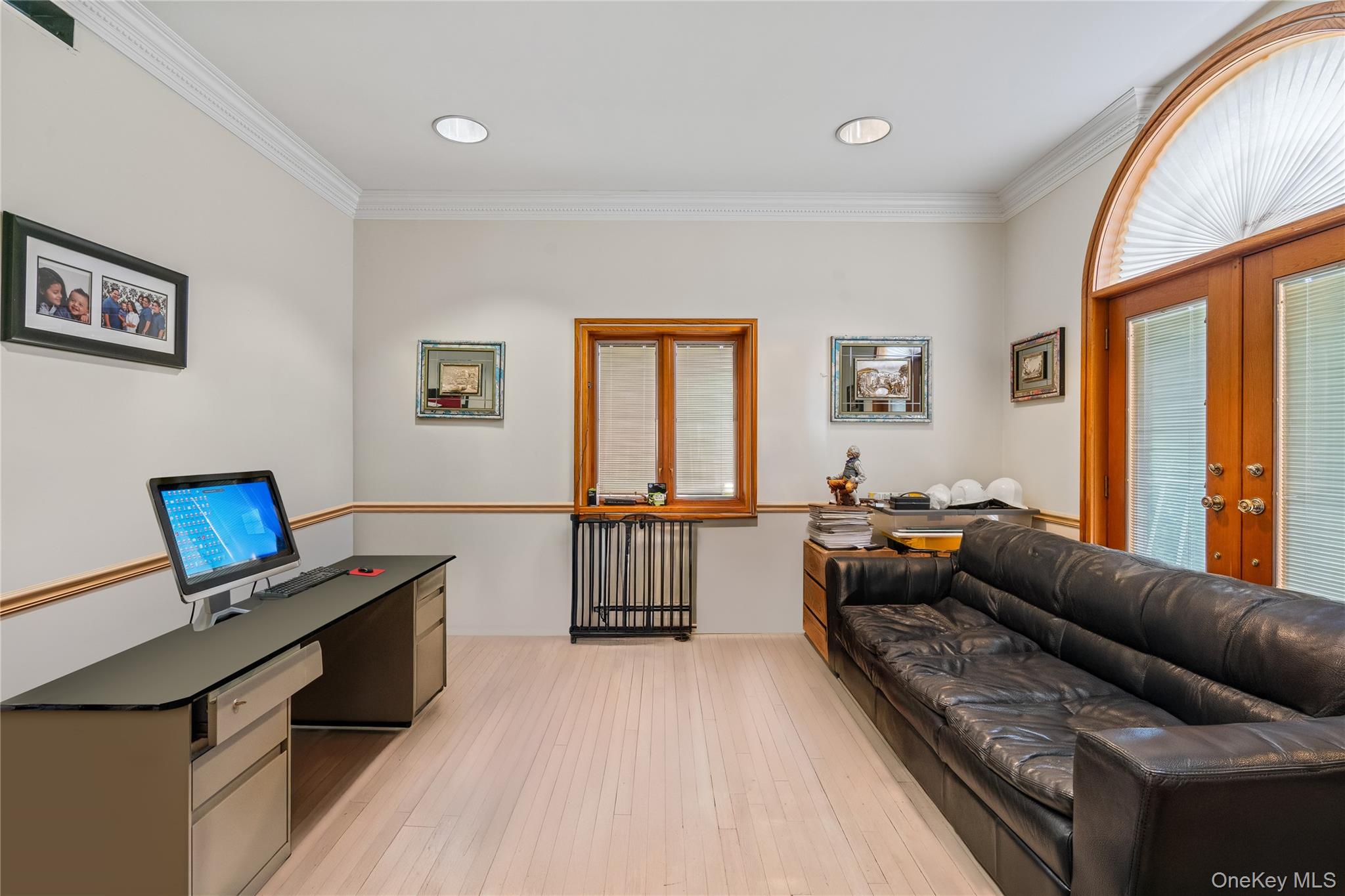 New York, New York 11357, United States, 6 Bedrooms Bedrooms, ,7 BathroomsBathrooms,Residential,Active,8232