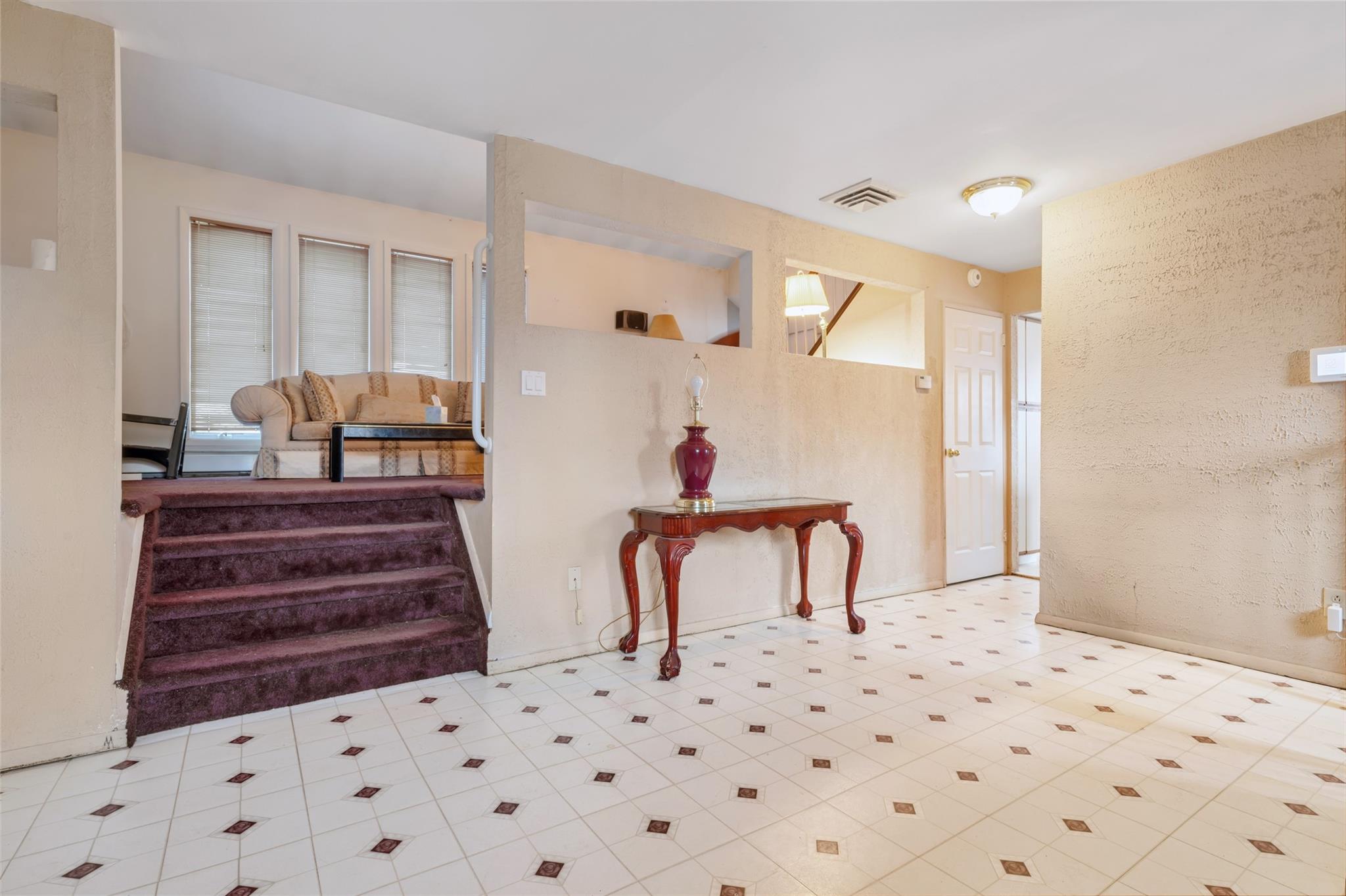 300 W 21st Street, Deer Park, New York image 7