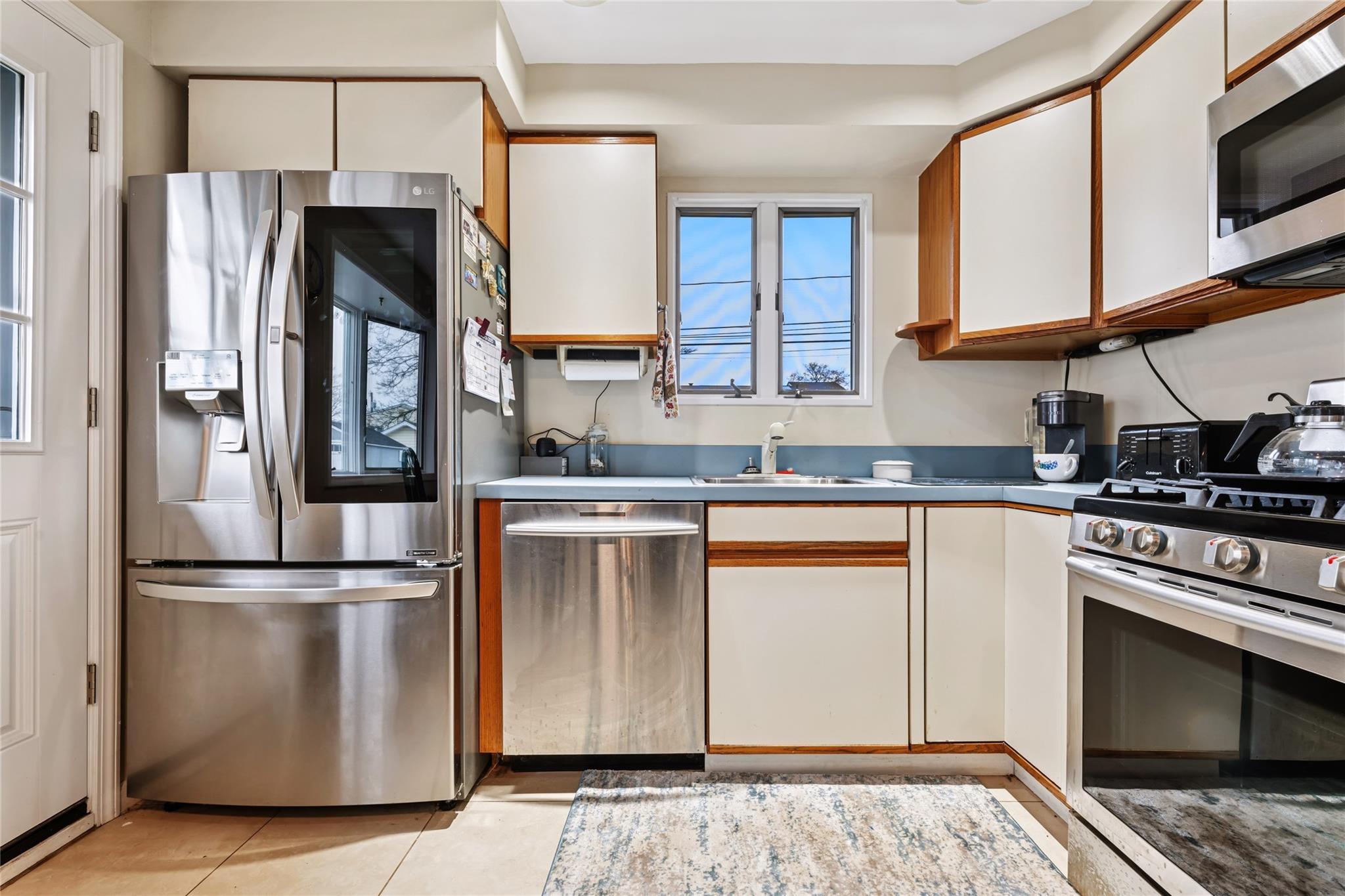 300 W 21st Street, Deer Park, New York image 11